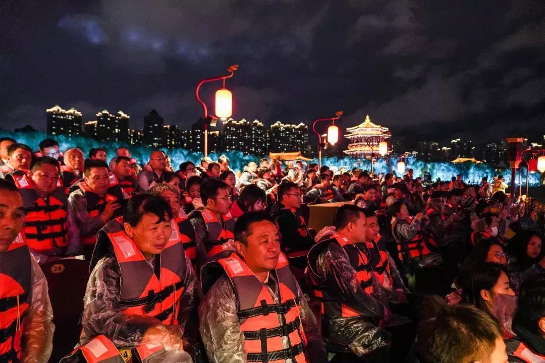 大唐芙蓉园水舞光影秀收费吗,大唐芙蓉园大型水上光影秀