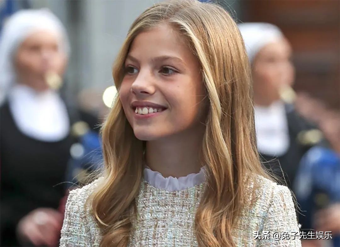 西班牙王妃整容,西班牙王后大方承认整形