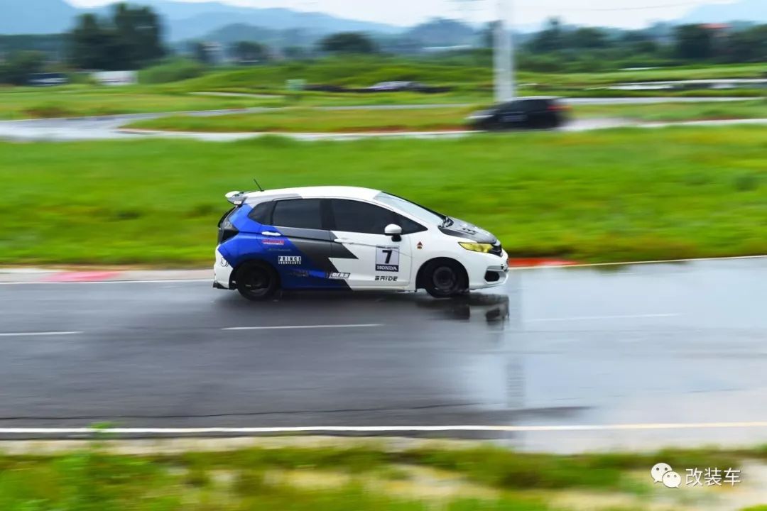 极品飞车gk5,极品飞车实车涂装