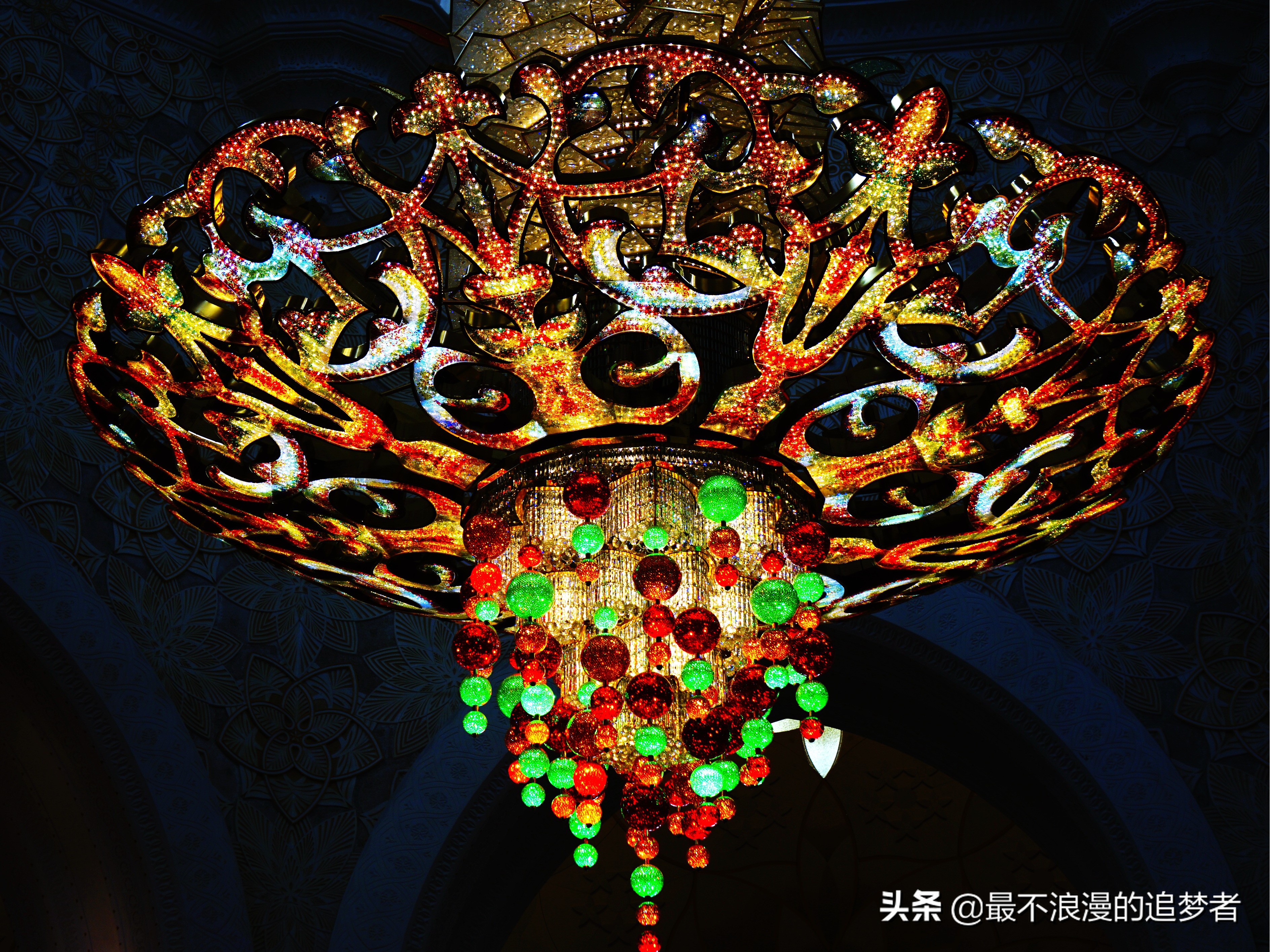 阿联酋谢赫扎耶德清真寺旅游,迪拜谢赫扎耶德路旅游