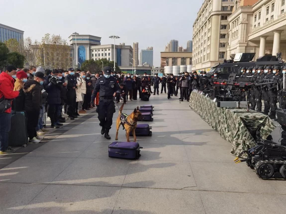 警营开放日执法主题,武汉铁路警察开展警营开放日活动