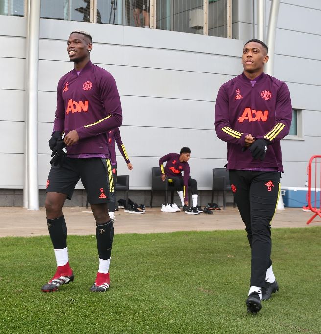 曼联紫色训练服,欧冠决赛皇马紫色训练服