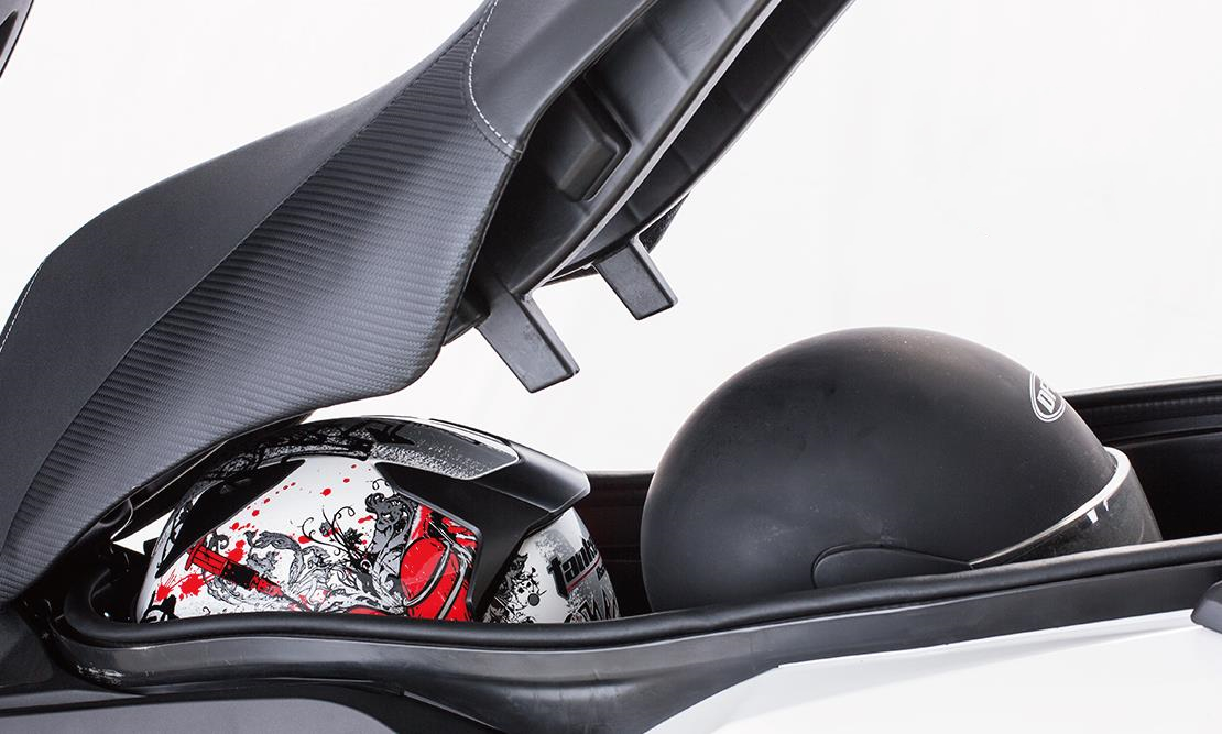 台荣150油箱多大,台荣川铃150t巡航大踏板