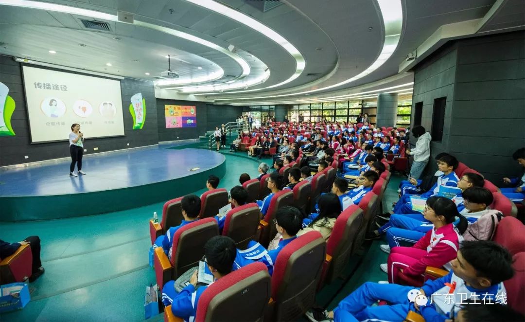 开车怎么预防感染艾滋病,开车会感染艾滋病吗