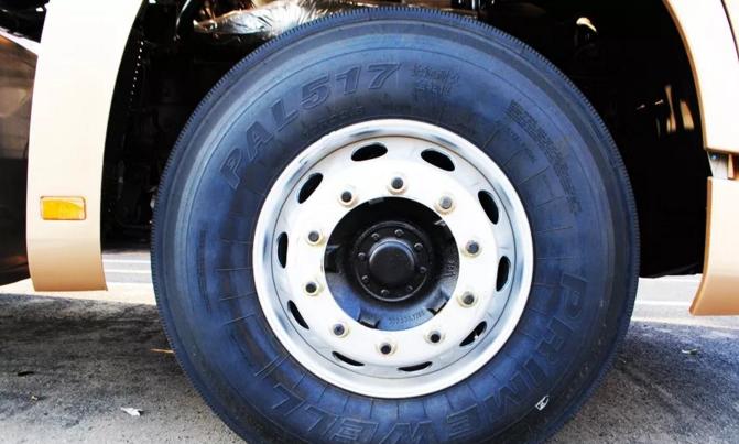 轮胎吃胎一侧磨平怎么解决,涨知识怎么缓解