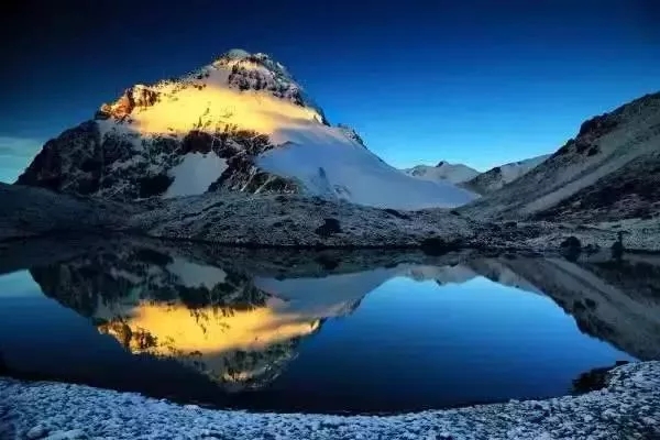 徒步穿越新疆博格达峰,新疆最凶险穿越戈壁路线