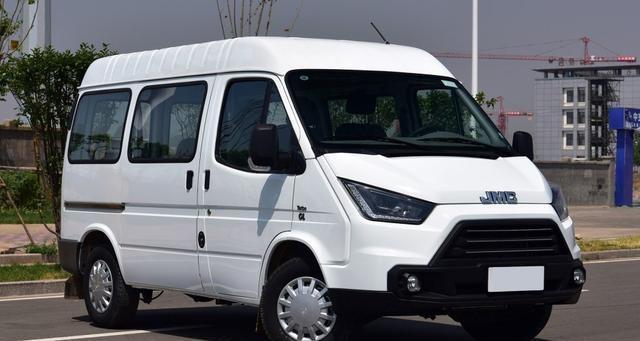 长安睿行m70优点和缺点,长安睿行m70和m90尾门一样的吗