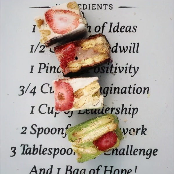 好看又好吃的冻干草莓雪花酥,草莓冻干雪花酥推荐