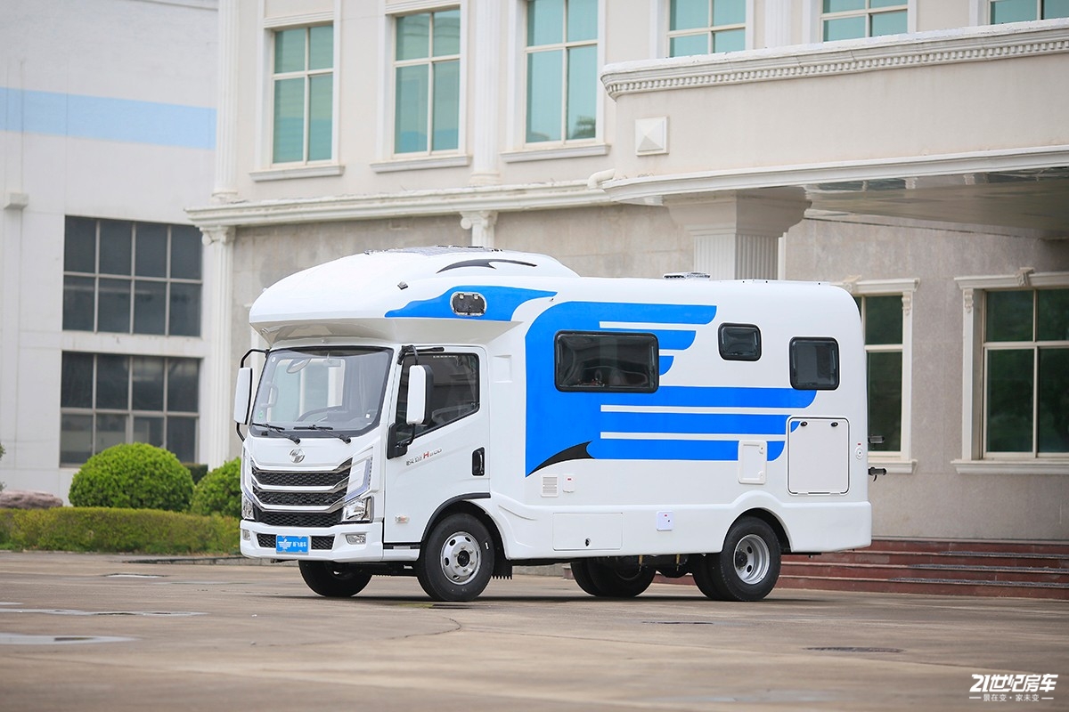 新飞轻卡h300房车价格是多少,新飞轻卡房车h300驾驶感受