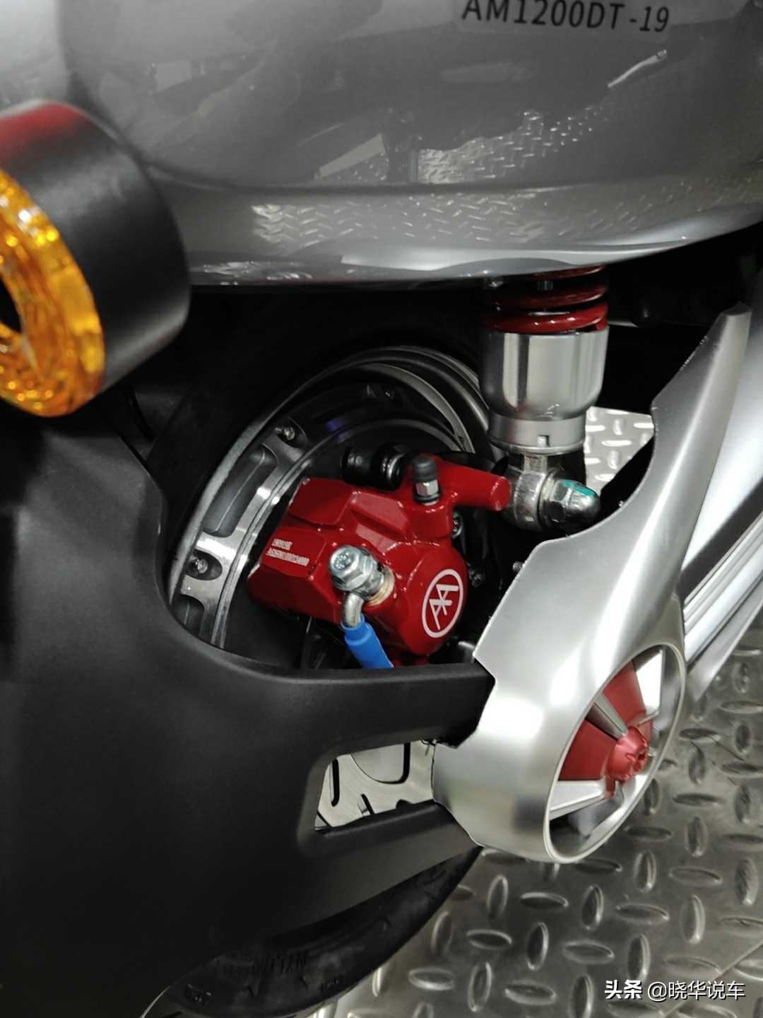 爱玛续航最强电摩,爱玛电摩2022新款续航200公里