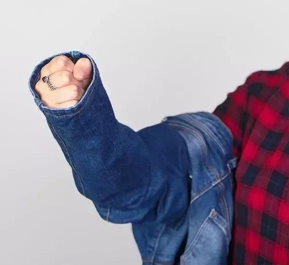 买裤子不用试教你一个生活常识,买裤子不用试穿的方法