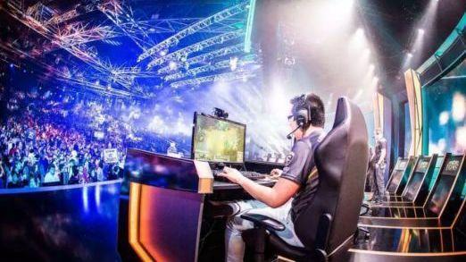 不输《惊悚乐园》，青衫取醉又一新作惊艳逆袭，9.8分被热捧