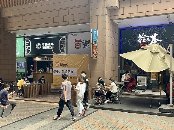 每千人所包含的店面数量,每千人拥有的企业数位居全国第一
