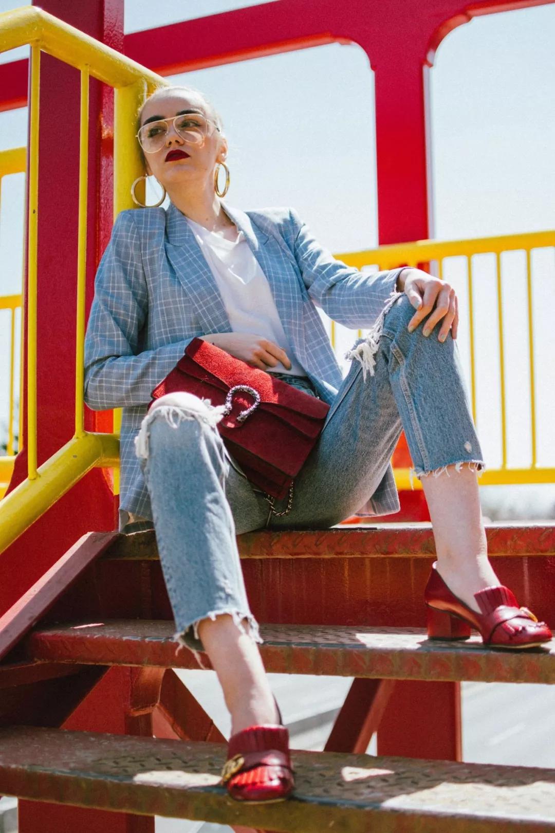 刘雯和何穗什么颜色好看,刘雯何穗的颜色