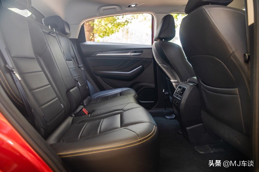 古北水镇景区司马台长城,夜游古北水镇司马台长城