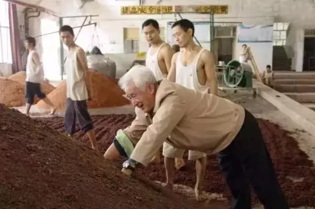 酱香白酒十问如何识别酱酒,酱香酒基本常识纯粮酱香酒