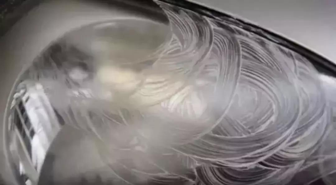 大灯内侧发污怎么修复,大灯里面氧化模糊怎么处理