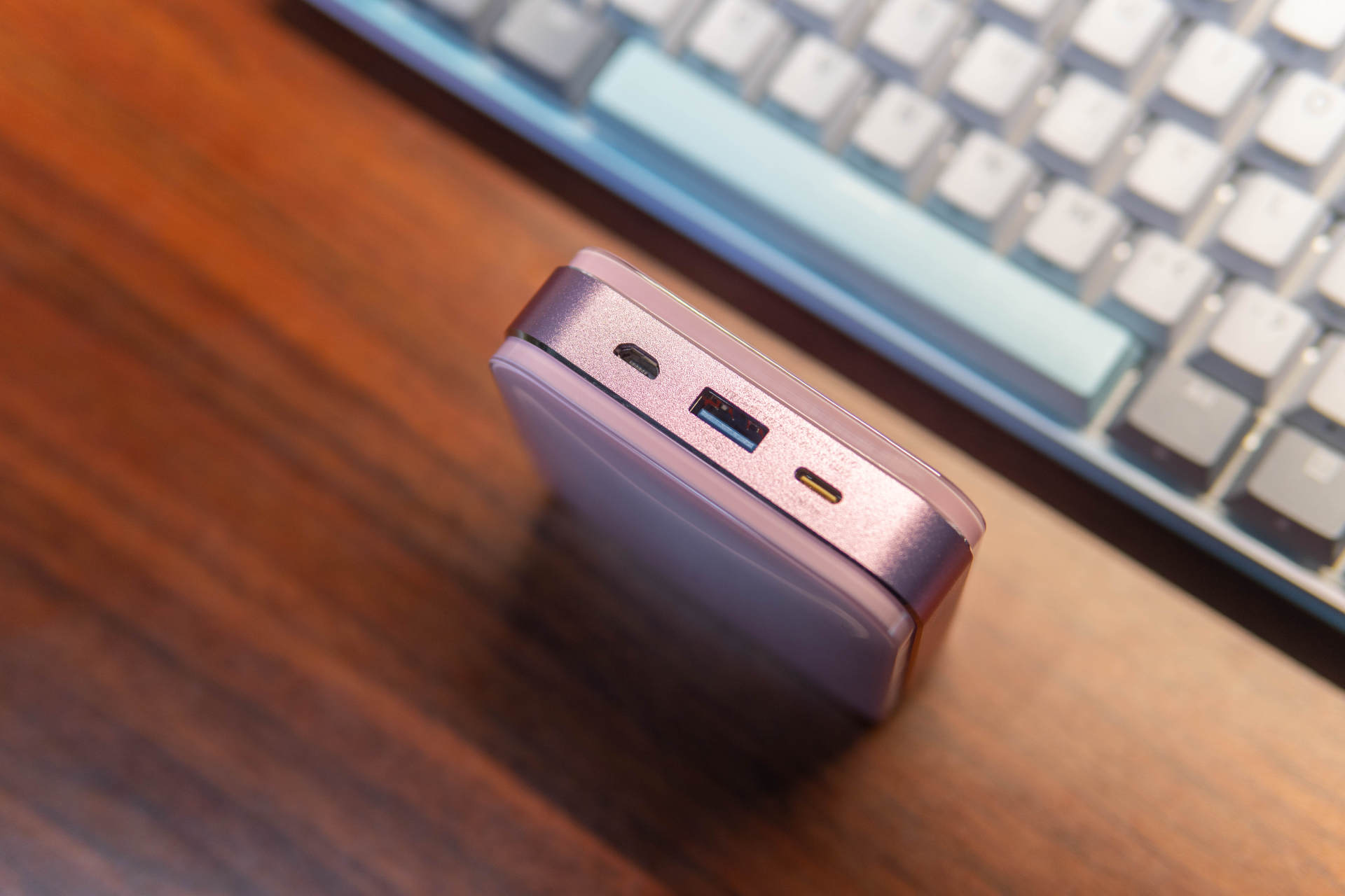 爱国者高颜值充电宝,充电宝推荐爱国者充电宝