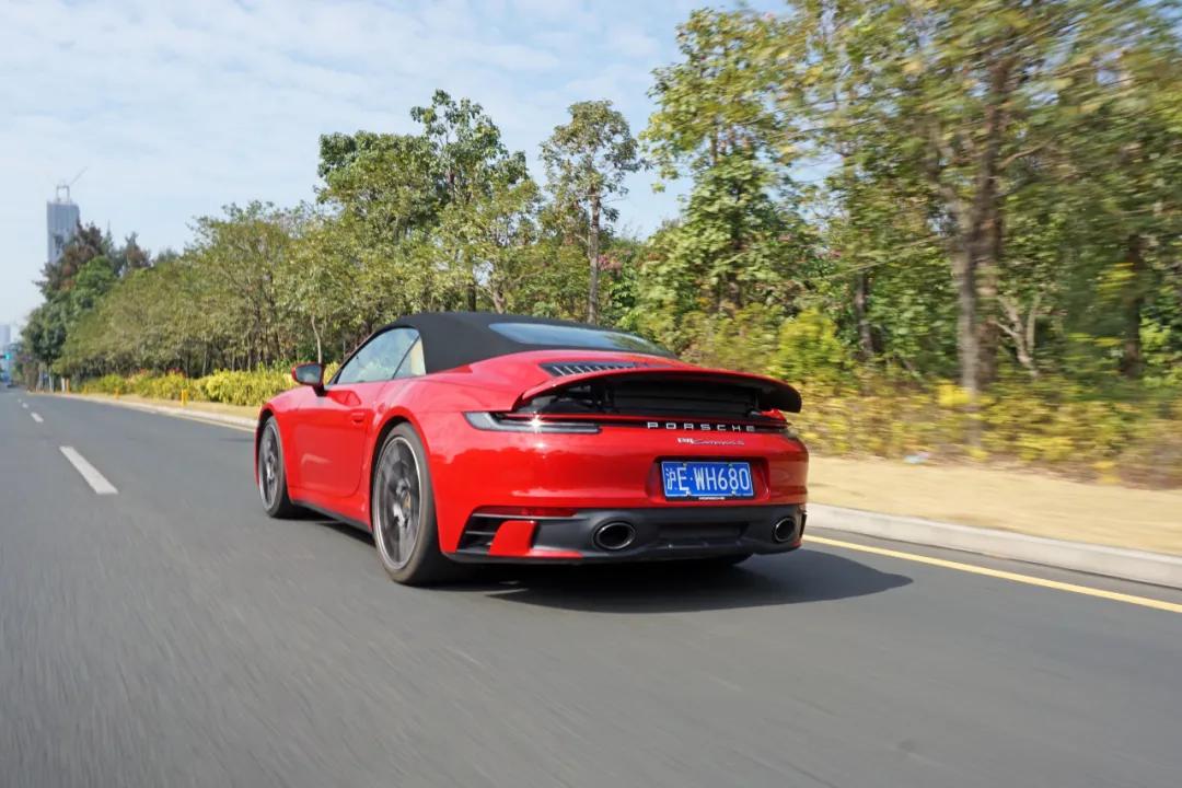 保时捷全新9114s性能测试,保时捷911carrera4s敞篷