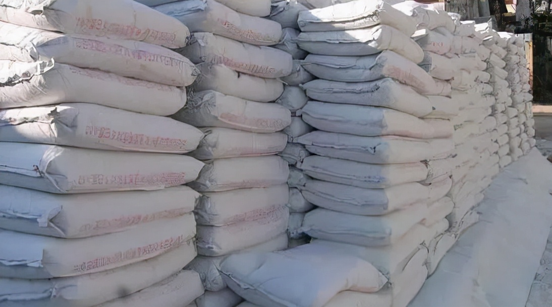 用瓷砖胶贴瓷砖要不要刷背胶,使用瓷砖胶的正确方法