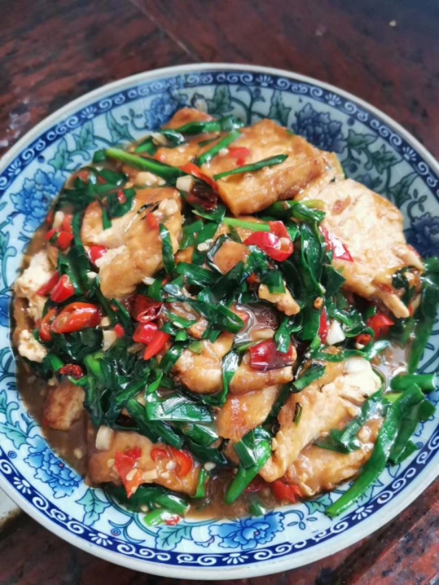 小孩舌头起泡泡,舌头上起小泡泡怎么办