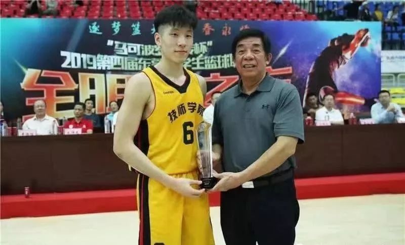 现在高中生都这么强了么,现在高中生都这么强了吗