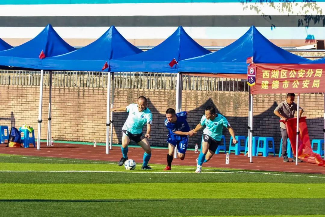 以球会友弘扬体育风尚,以球会友足球逐梦超级杯