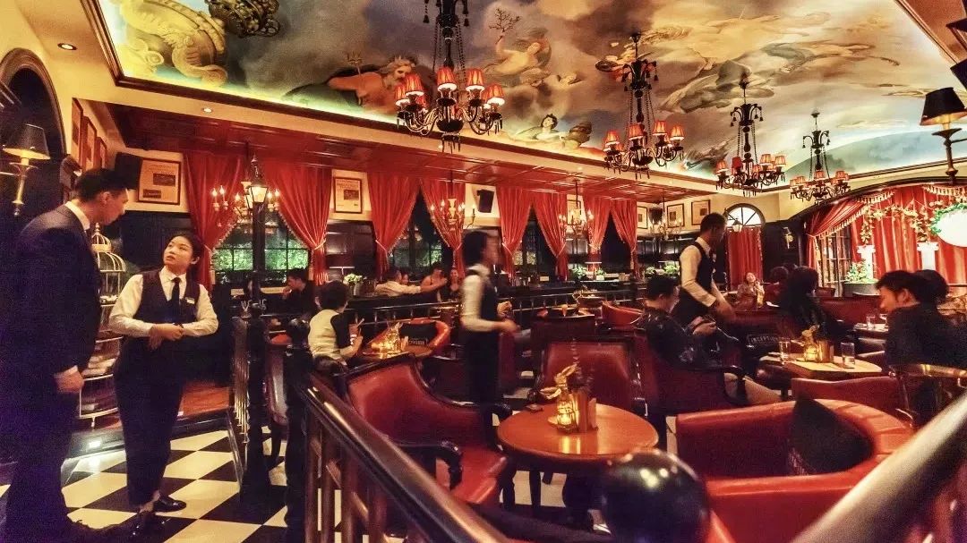 《七夕保命指南》：别再送花吃饭，这三个地方请男生直接抄作业