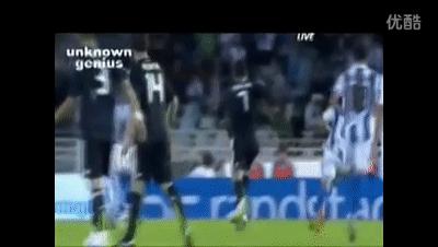 球王也假摔？盘点C罗假摔