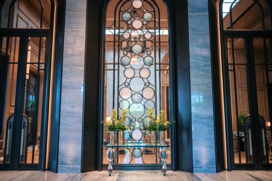 鍗庡皵閬撳か鐧惧勾缁忓吀,鍗庡皵閬撳か鐧惧勾鐢垫