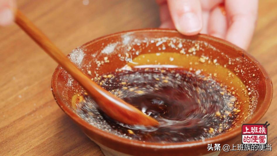 自己怎么熬拌面酱,最简单的拌面酱汁辣