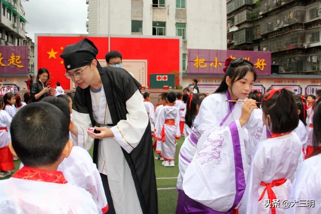 幸福七色花绘画,幸福七色花