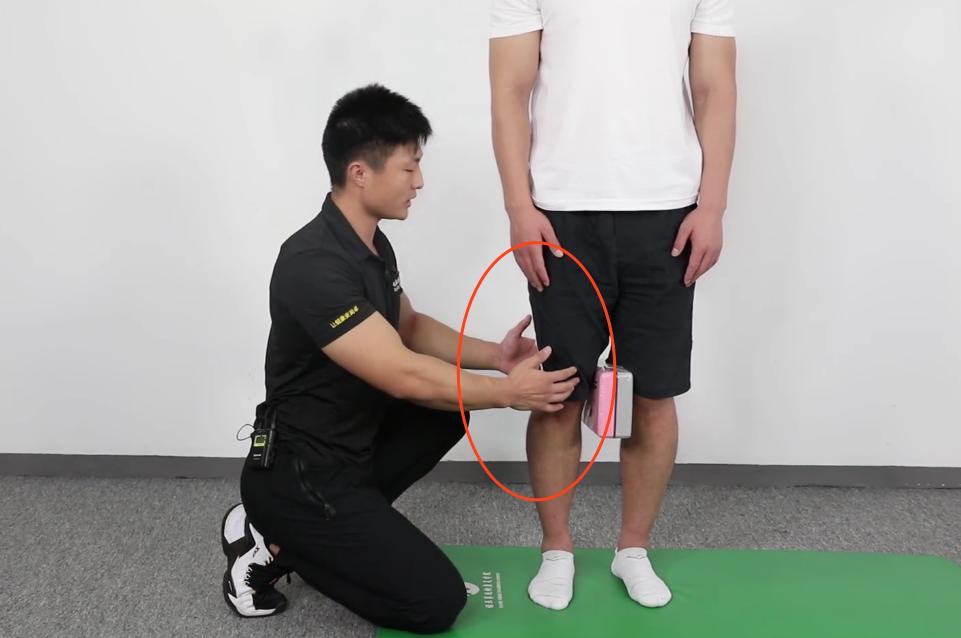 躺在床上矫正小腿外翻,小腿外翻如何矫正和站立