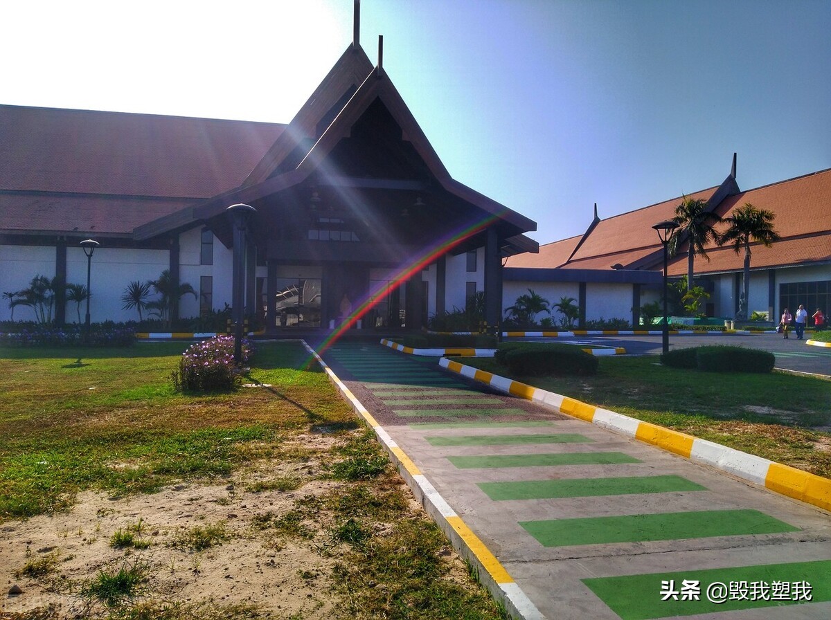 穷游东南亚至少要准备多少钱,柬埔寨穷游真实情况