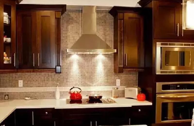 油烟机侧吸好还是顶吸好该怎么选,油烟机是选择侧吸好还是顶吸好