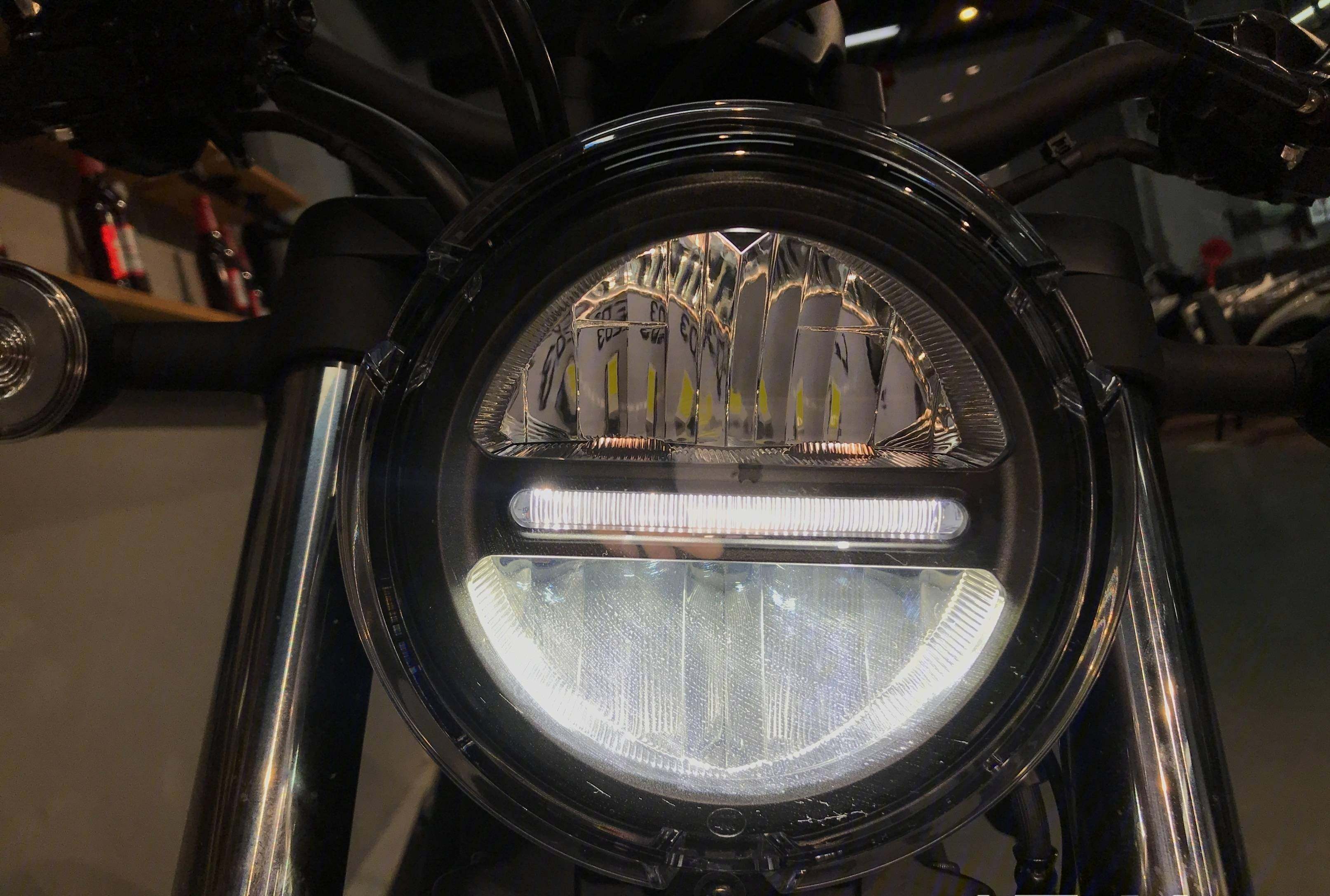 HONDACM300一款舒适而又省心的巡航入门车型