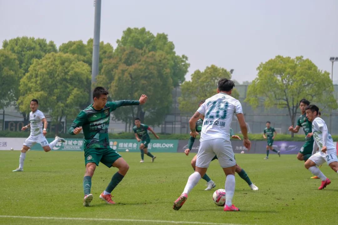 绿城足球最新消息今天,绿城足球比赛表2024