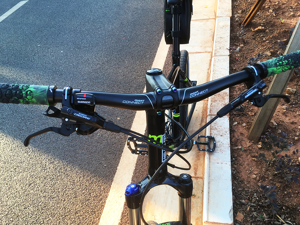 菜腿骑神车,菜腿玩山地车