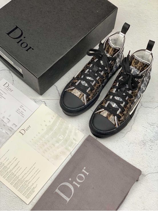 鞋子决定女人性格,鞋子决定女人的性格