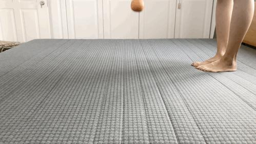 躺平青年的睡眠好物！8H黑金刚大口径独立弹簧乳胶床垫深度体验