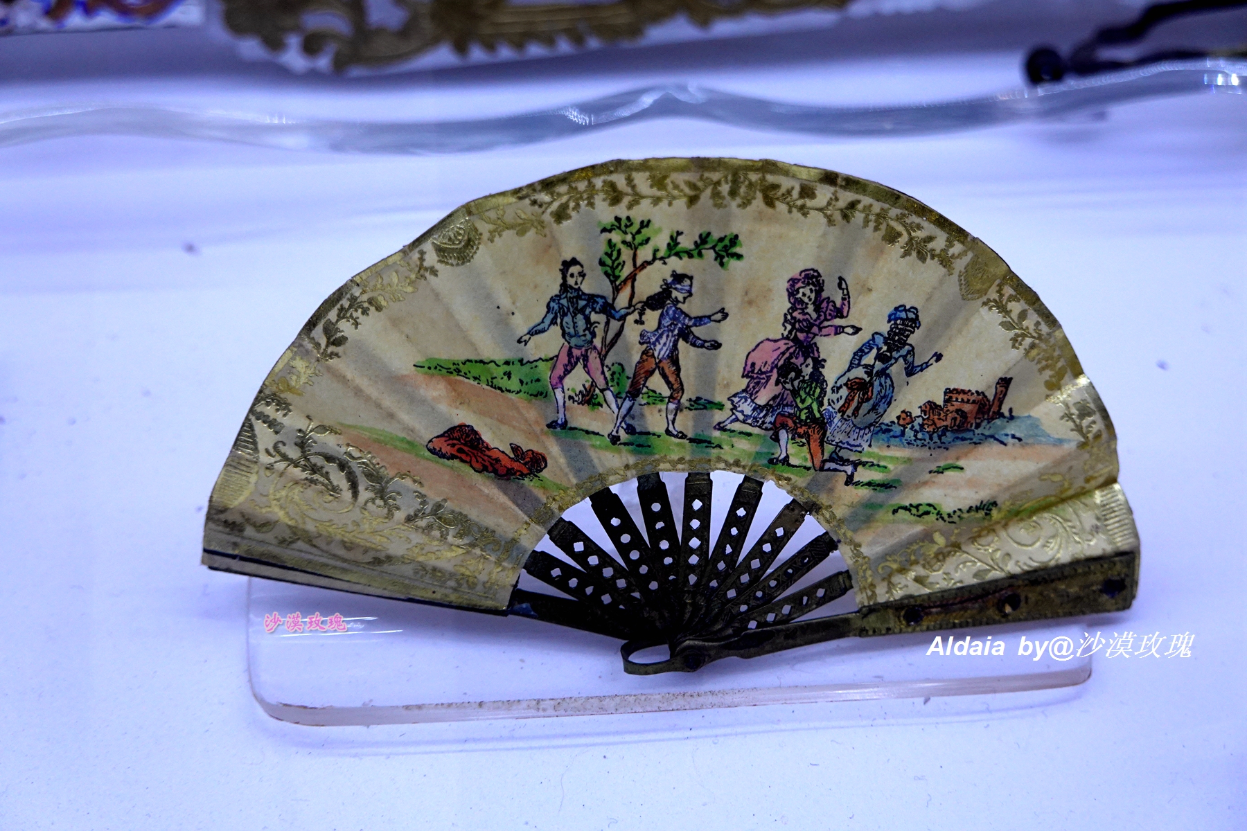 折扇来源于中国,折扇是朝鲜发明的