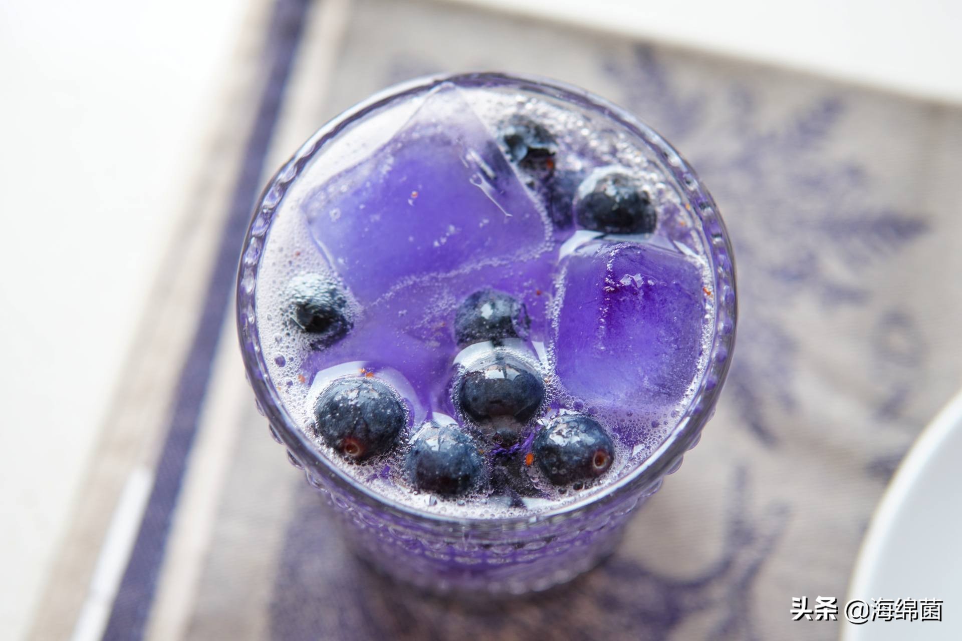 教你做一杯超好喝的夏日饮料,简单自制气泡水饮料