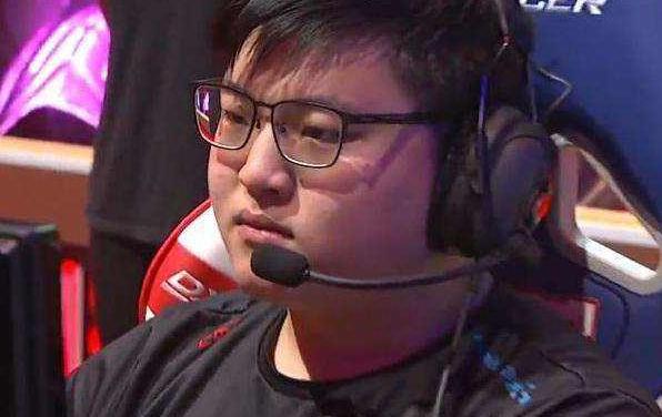 loldoinb被野怪单杀,lol中野恩断义绝搞笑视频