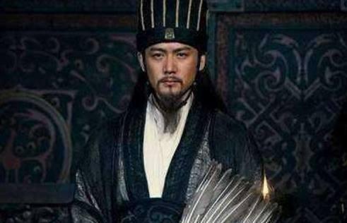 郭嘉的实力比诸葛亮强吗,三国杀卧龙凤雏打郭嘉