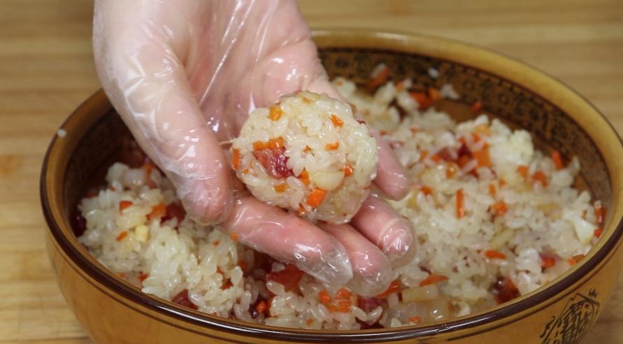 端午糯米怎么蒸好吃,端午糯米糕的做法大全