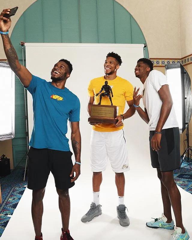 nba球员上脚球鞋库里,nba球星上脚球鞋乔丹