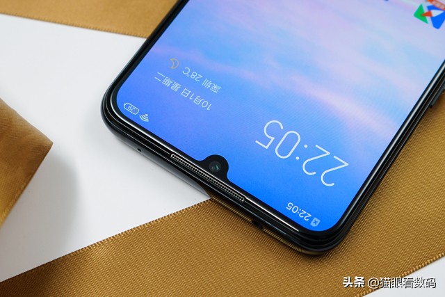 iqoopro5g60倍混合变焦,iqoopro5g游戏手机排第几