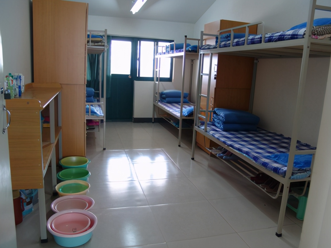 郑州小三甲高中应该上哪个,郑州小三甲pk县城最好高中