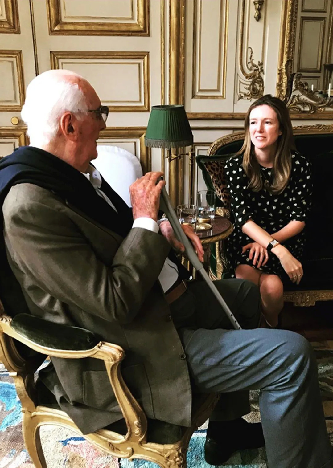 那个给Chloé设计出小猪包的设计师居然被Givenchy炒鱿鱼了