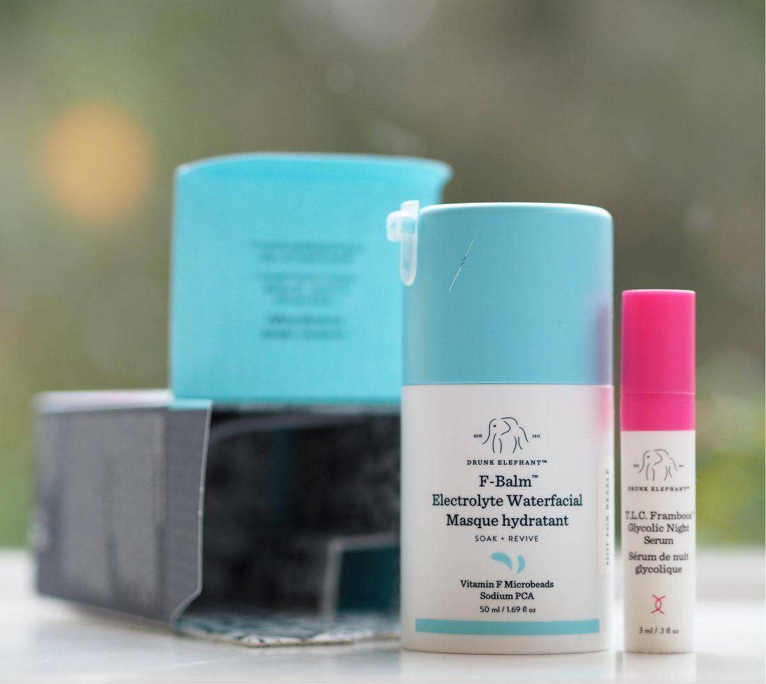 贴面膜有点小刺痛是缺水吗,脸部缺水贴面膜会刺痛是怎么回事